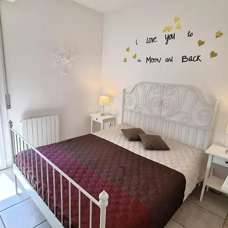 Peschiera Apartment