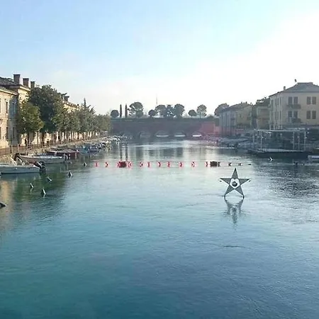 Peschiera Apartment *